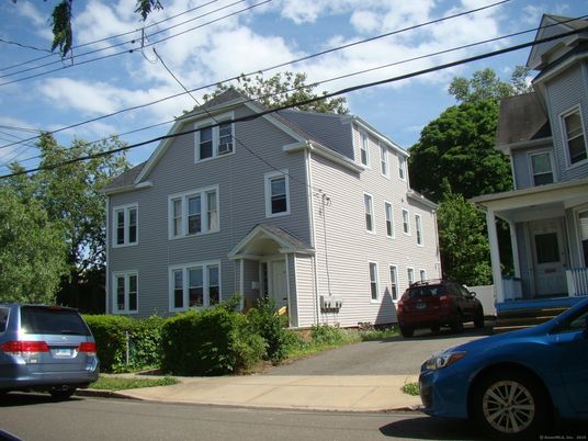 Exterior, Facade, Queen Anne Victorian