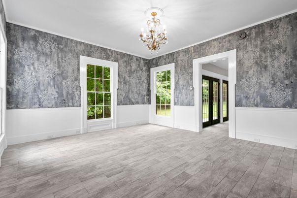 Chandelier, Empty room, Interior, Wood Texture Flooring