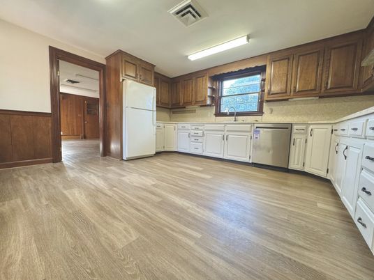 Interior, Kitchen, Wood Texture Flooring
