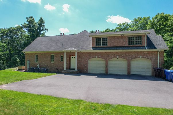 Attached, Exterior, Facade, Brick Facade, Cape Cod