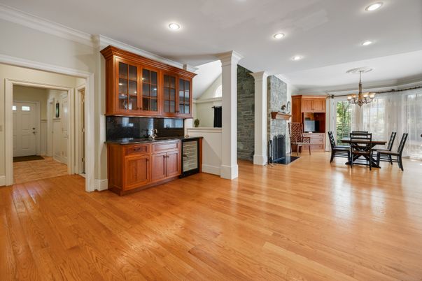 Chandelier, Dining room, Fireplace, Interior, Recessed Lighting, Wood Texture Flooring