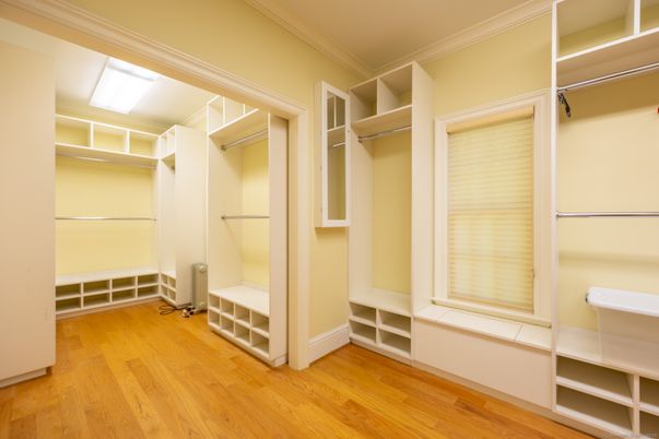 Interior, Walk-in Closets, Wood Texture Flooring