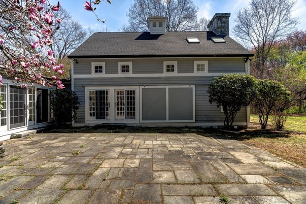Exterior, Facade, Cape Cod