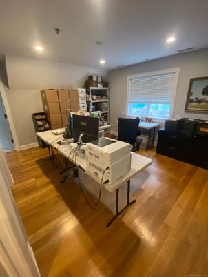 Home Office, Interior, Recessed Lighting, Wood Texture Flooring
