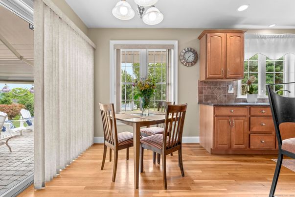 Dining room, Interior, Recessed Lighting, Wood Texture Flooring