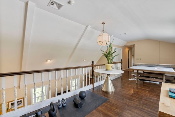 Fitness Equipment, Interior, Recessed Lighting, Wood Texture Flooring