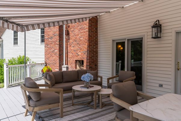 Exterior, Fireplace