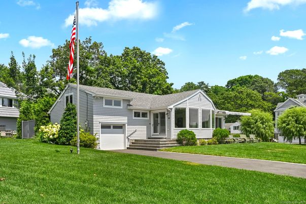Attached, Exterior, Facade, Cape Cod