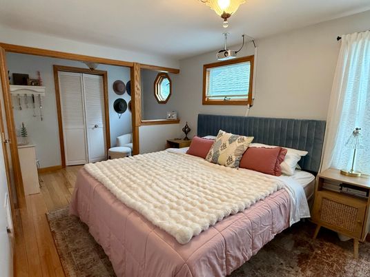Bedroom, Interior, Wood Texture Flooring