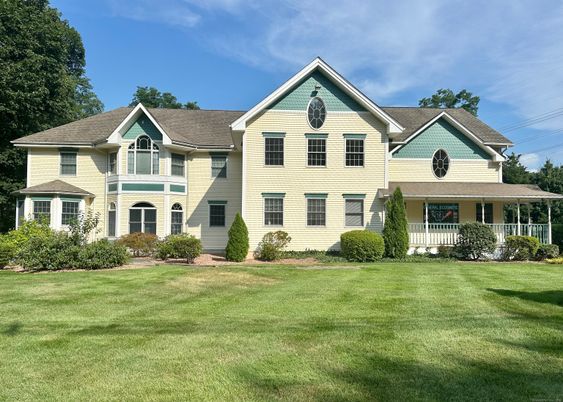 Backyard, Exterior, Facade, Farmhouse