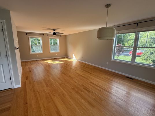 Empty room, Interior, Pendant Lights, Wood Texture Flooring