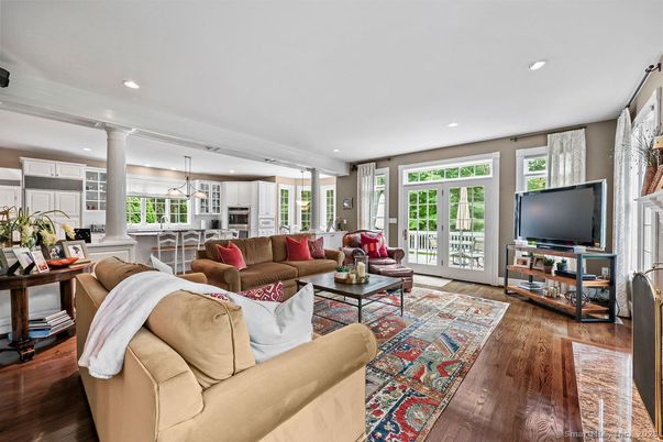 Interior, Kitchen, Living room, Pendant Lights, Recessed Lighting, Wood Texture Flooring