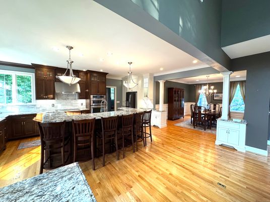 Chandelier, Dining room, Interior, Kitchen, Pendant Lights, Recessed Lighting, Stainless Steel Appliances, Wood Texture Flooring
