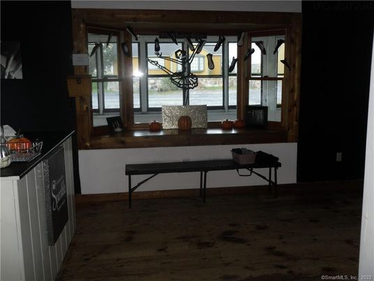 Interior, Pendant Lights, Wood Texture Flooring