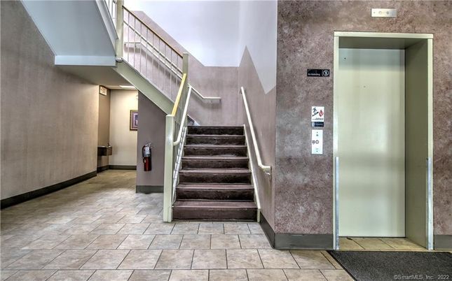 Elevator, Interior