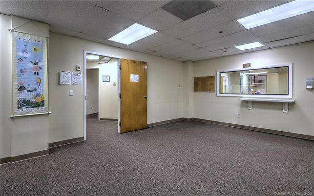 Empty room, Interior, Recessed Lighting, Wooden Walls