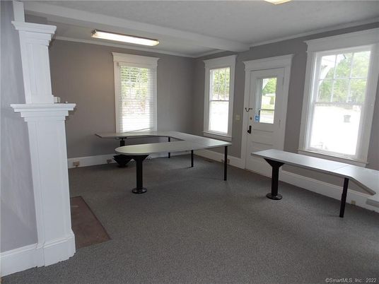 Game Room, Interior