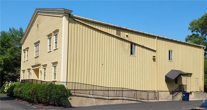 Exterior, Facade, Highrise
