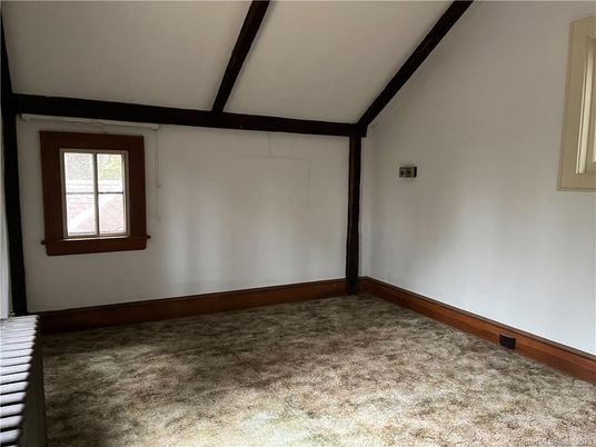 Empty room, Interior, Wooden Beams