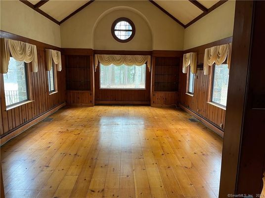 Empty room, Interior, Wood Texture Flooring, Wooden Walls