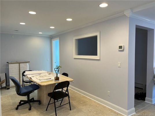 Dining room, Interior, Recessed Lighting