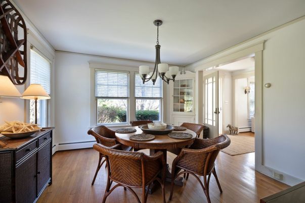 Chandelier, Dining room, Interior, Pendant Lights, Wood Texture Flooring