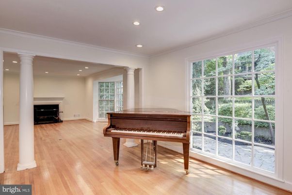 Fireplace, Interior, Piano, Recessed Lighting, Wood Texture Flooring