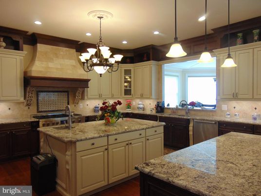 Chandelier, Interior, Kitchen, Pendant Lights, Recessed Lighting, Wood Texture Flooring
