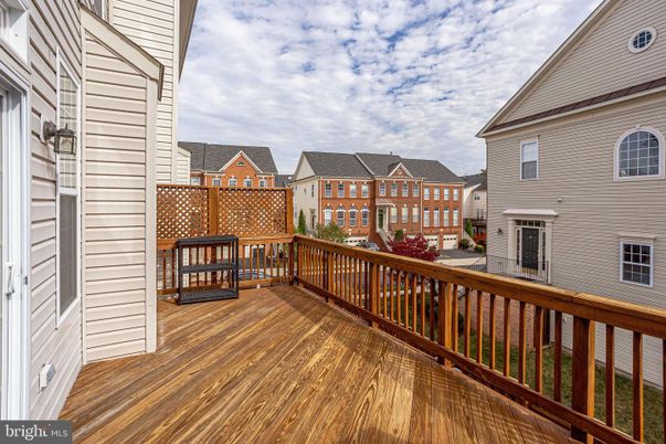 Exterior, Wood Texture Flooring