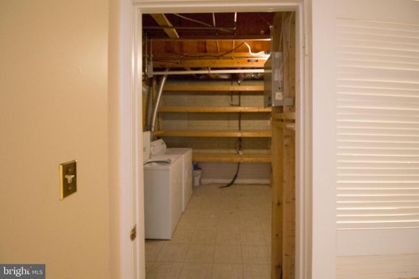 Interior, Utility Closets, Washer