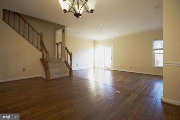Chandelier, Empty room, Interior, Recessed Lighting, Wood Texture Flooring