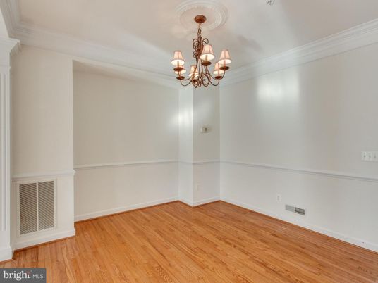 Chandelier, Empty room, Interior, Wood Texture Flooring