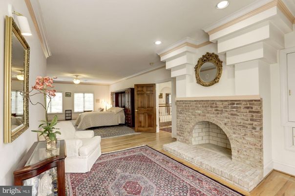 Bedroom, Fireplace, Interior, Recessed Lighting, Wood Texture Flooring