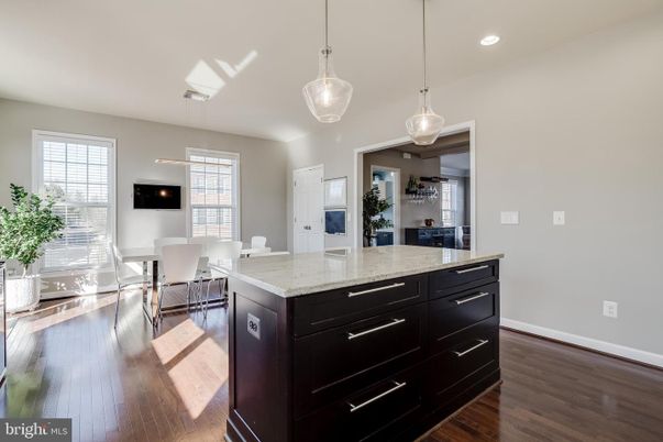 Dining room, Interior, Kitchen, Pendant Lights, Recessed Lighting, Wood Texture Flooring