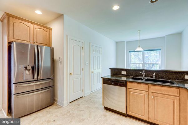 Interior, Kitchen, Pendant Lights, Recessed Lighting