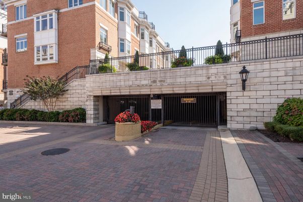 Attached, Exterior, Facade, Brick Facade, Rowhouse