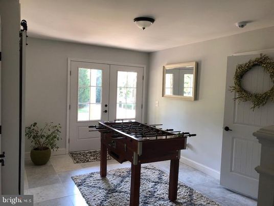 Game Room, Interior, Kitchen