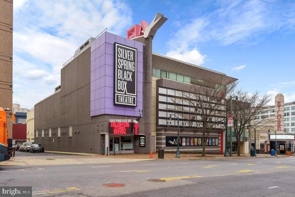 Exterior, Facade, Highrise