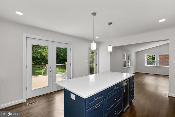 Interior, Kitchen, Pendant Lights, Recessed Lighting, Wood Texture Flooring