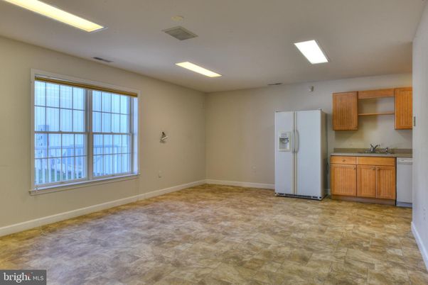 Empty room, Interior, Kitchen, Recessed Lighting