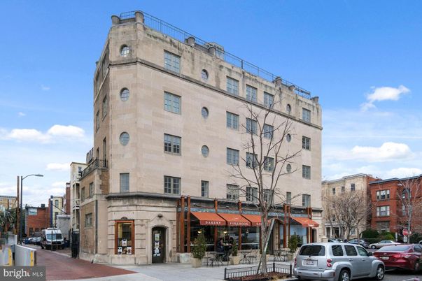 Exterior, Facade, Condo Building