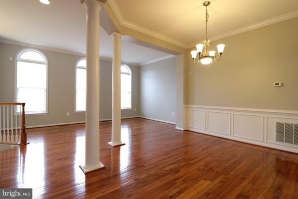 Chandelier, Empty room, Interior, Pendant Lights, Recessed Lighting, Wood Texture Flooring