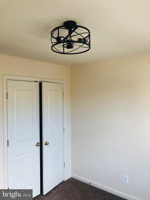 Chandelier, Interior