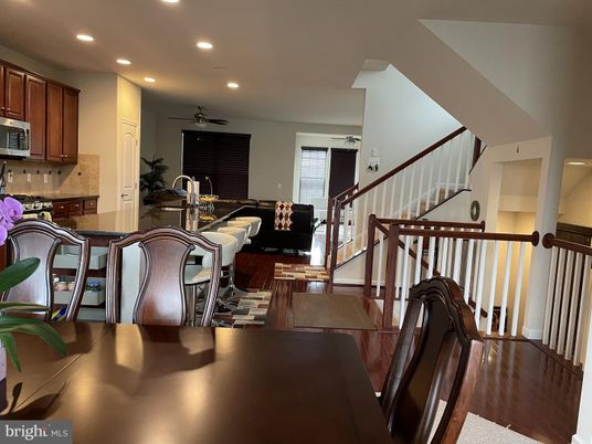 Dining room, Interior, Kitchen, Living room, Recessed Lighting, Wood Texture Flooring