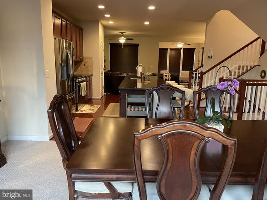 Dining room, Interior, Kitchen, Recessed Lighting