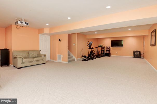 Fitness Equipment, Interior, Recessed Lighting