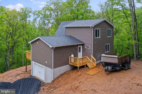 Detached Garage, Exterior