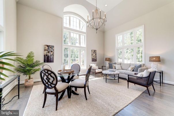 Chandelier, Dining room, Interior, Living room, Recessed Lighting, Wood Texture Flooring