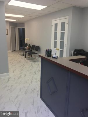 Interior, Marble, Recessed Lighting