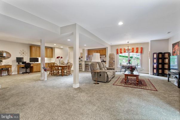 Chandelier, Dining room, Interior, Kitchen, Living room, Recessed Lighting